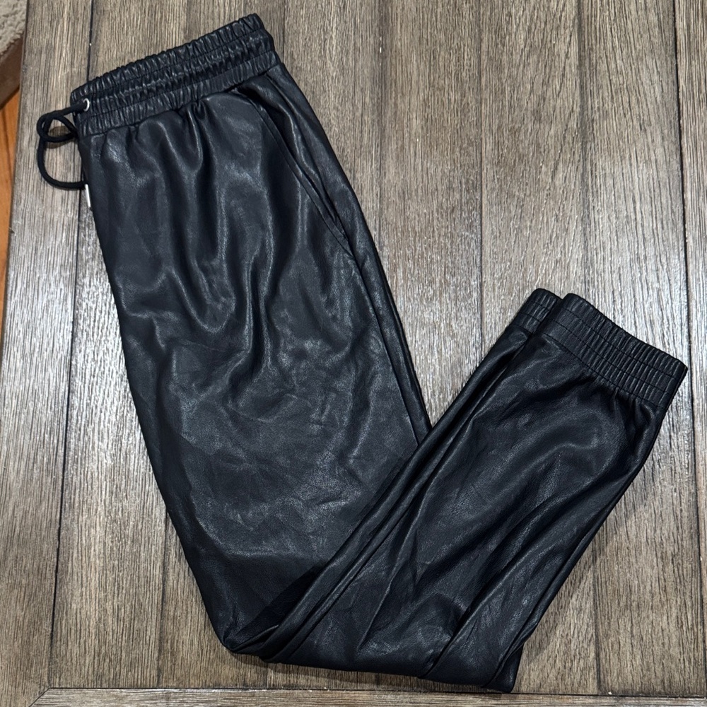 Tahari Black Women's Jogger Pants